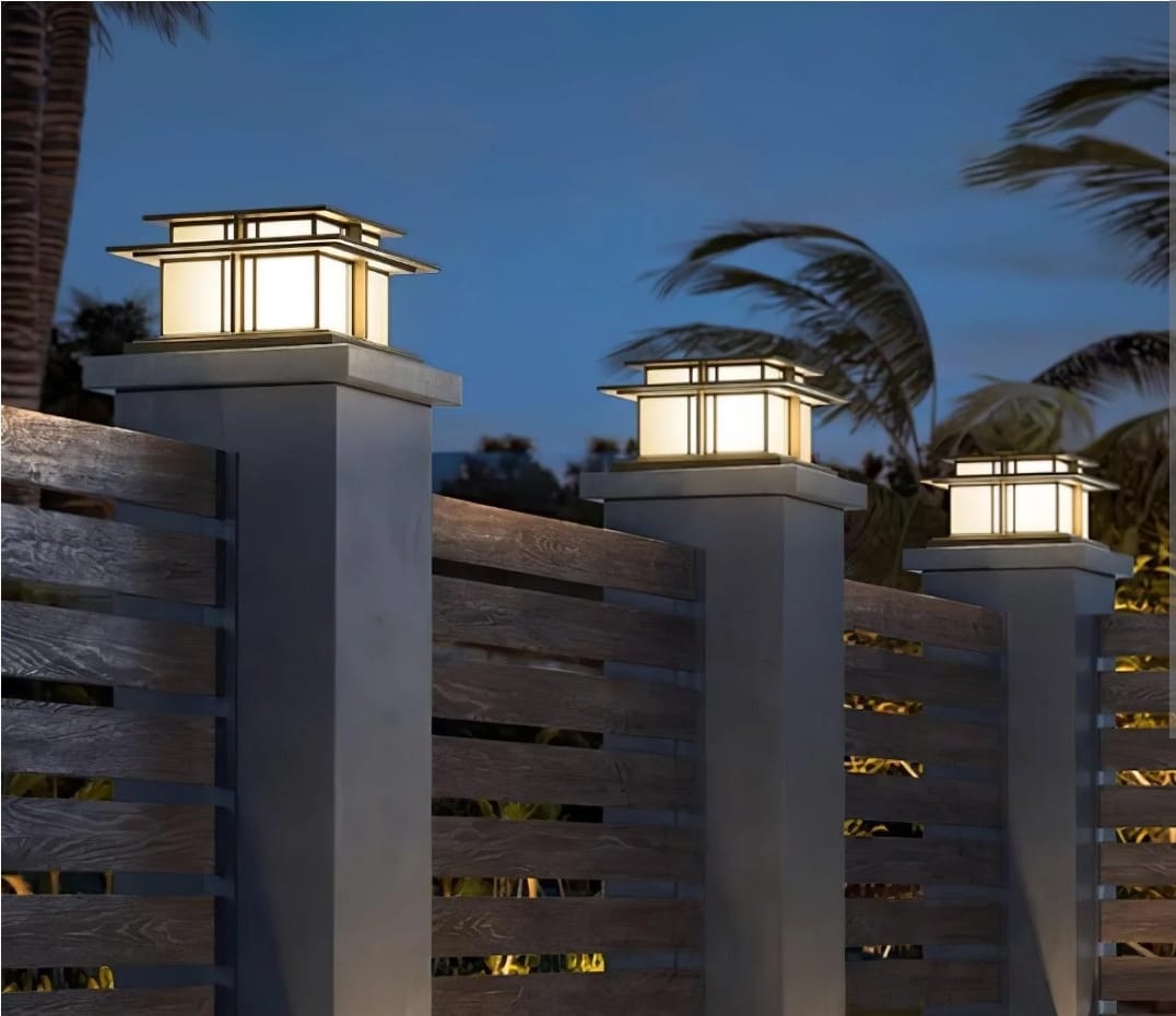 Pillar/Gate Light